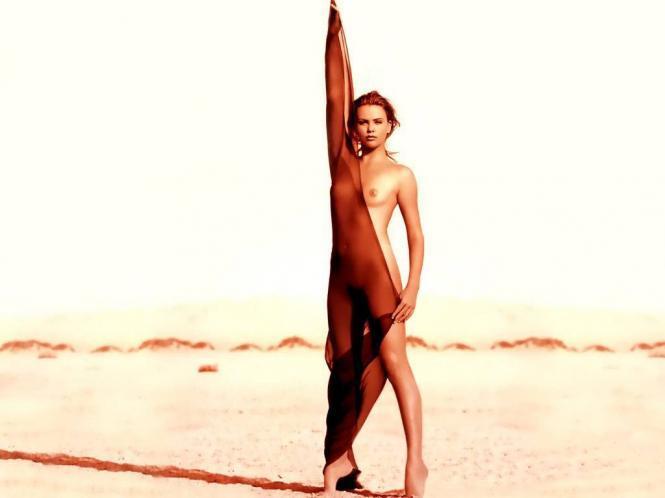 Charlize Theron nahá