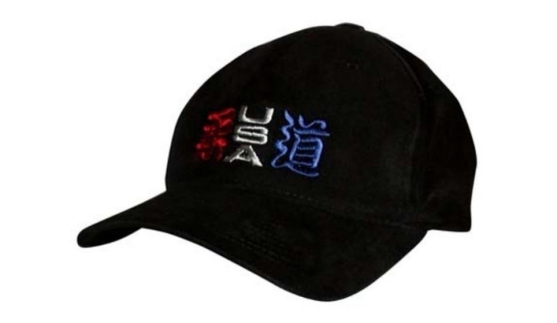 Černá kšiltovka s barevným logem