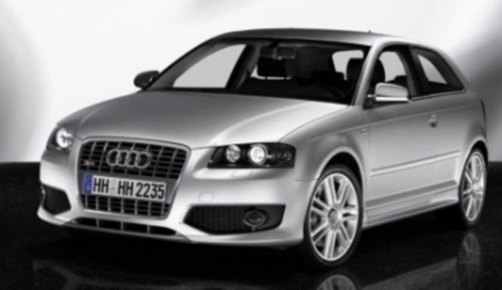 Audi S3 - jak se vám líbí? Osobní automobil Audi S3 a její přední pohled