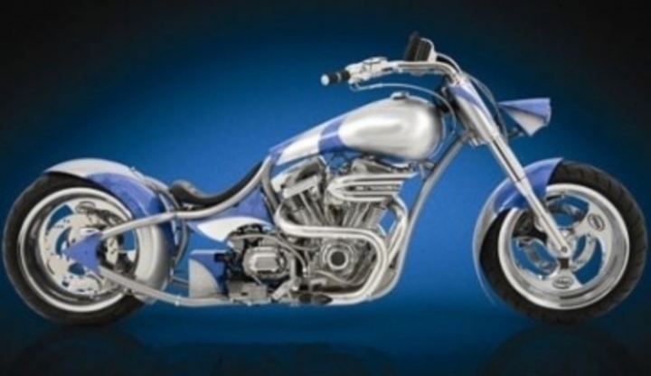 Chooper – motorka snů Motocykl Chooper při prezentaci na výstavě