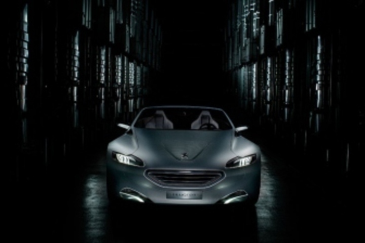 Peugeot SR1 a jeho přední pohled