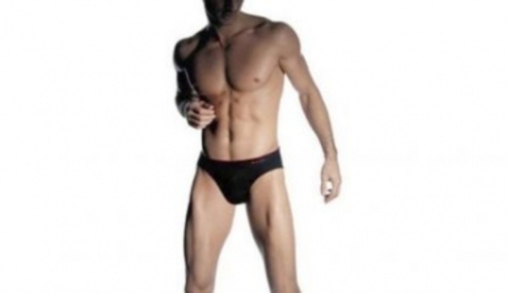Pánské plavky pro léto 2007 Fotografie muže, který má na sobě pánské plavky