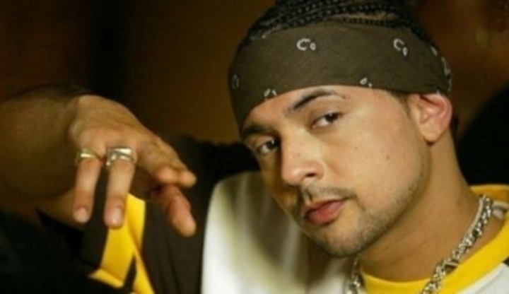 Americký rapper Sean Paul na své propagační fotografii