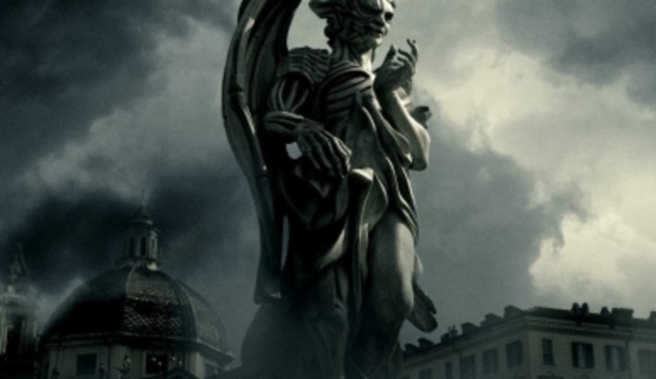 Snímek zachycující sochu 