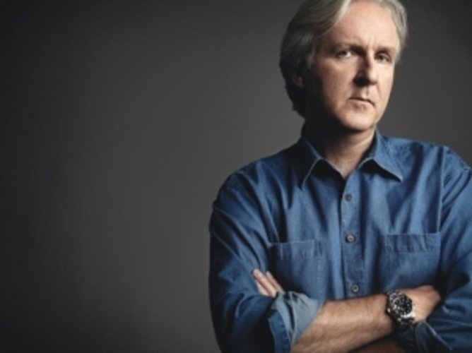 Filmový režisér James Cameron na své propagační fotografii