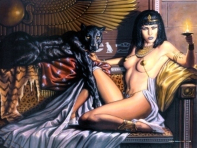 Kleopatra - sex symbol starověku Fotografie nahé ženy pózující na pohovce