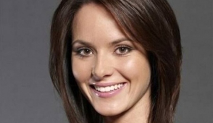 Renáta Czadernová – sexy zprávařka Televizní moderátorka Renáta Czadernová na své propagační fotografii