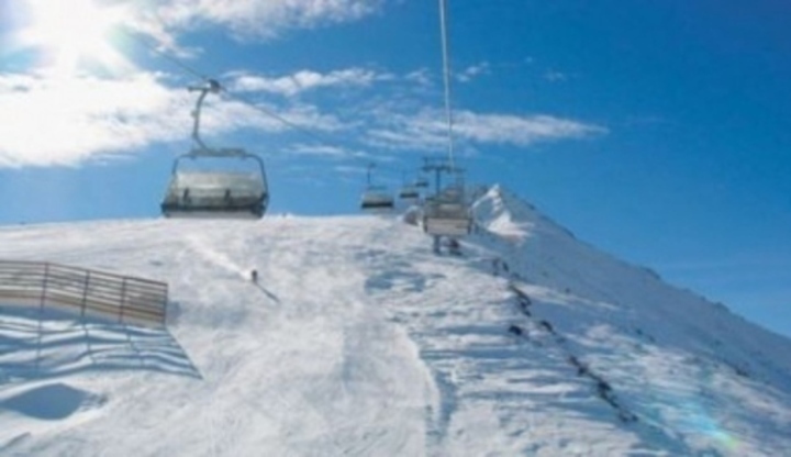 Lyžování v Bulharsku Fotografie lyžařské lanovky