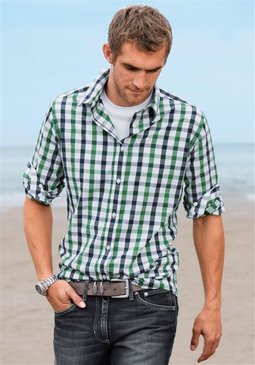 Muž v kostkované košili