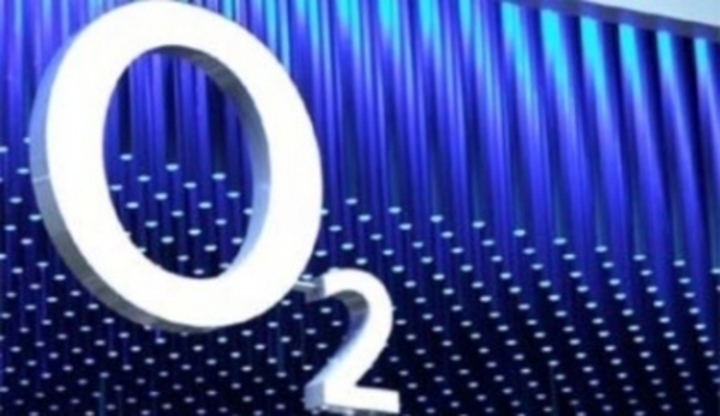 Český Telecom + Eurotel = Telefónica O2 Detailní fotografie na logo O2