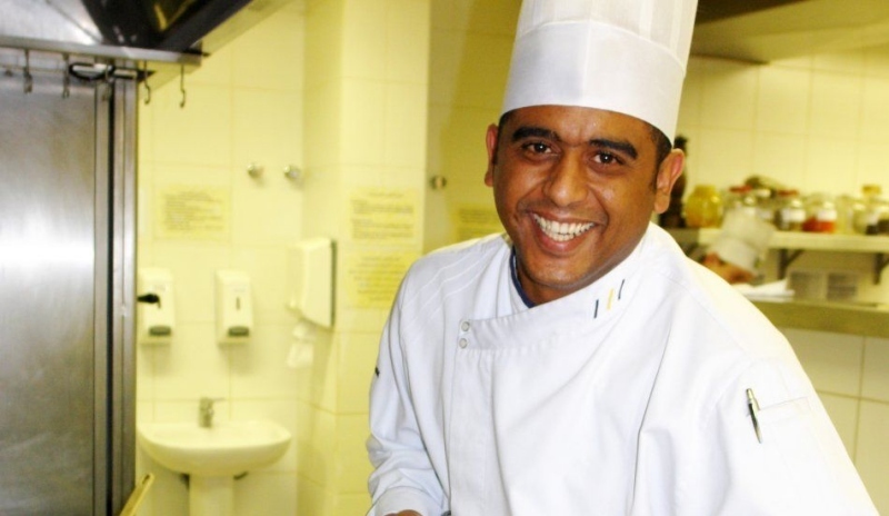 Snímek zobrazující kuchaře