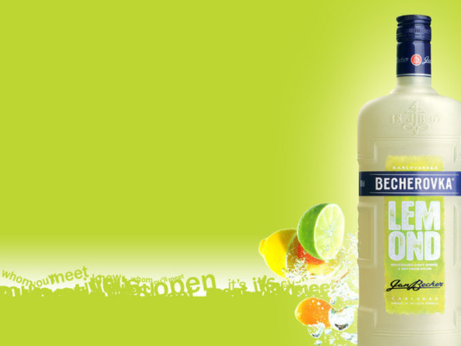 Propagační fotografie k alkoholu značky Becherovka