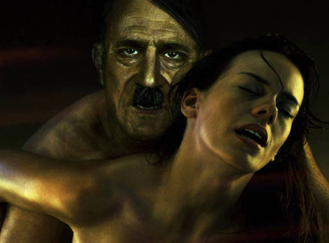 Chcete více sexu? Buďte parchant Fotografie, kde parodují Hitlera