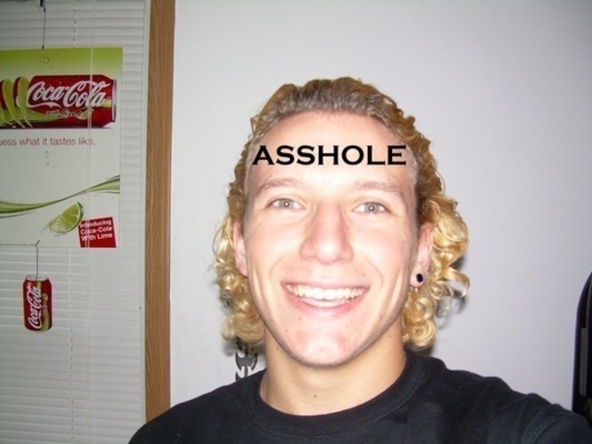 Fotografie smějícího se muže