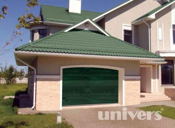 Garážová vrata pro plechového miláčka Fotografie vrat do garáže