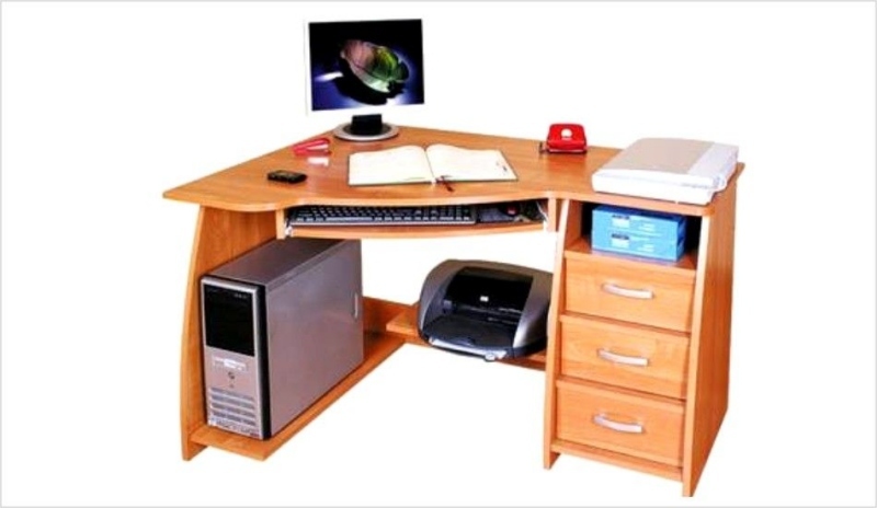 Fotografie rohového psacího stolu