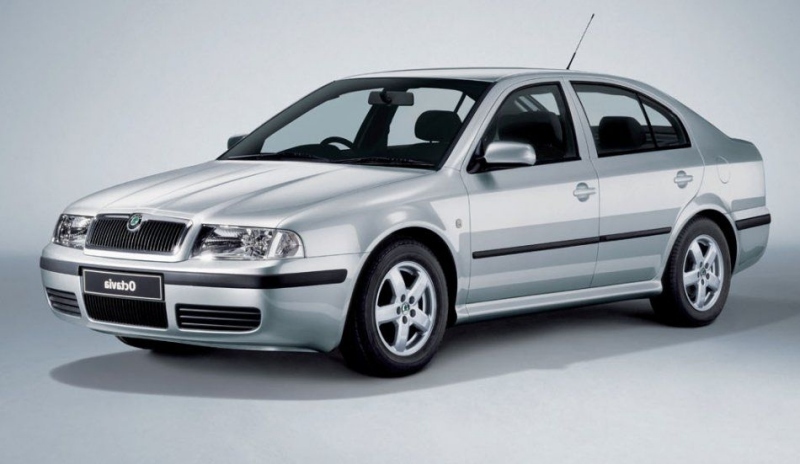 Automobil Škoda Octavia Tour