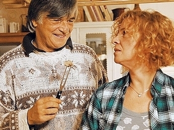 Fotografie hlavních představitelů v českém filmu Líbáš jako Bůh