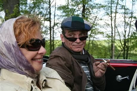 Snímek z filmu Líbáš jako bůh, Magálová - Kaiser