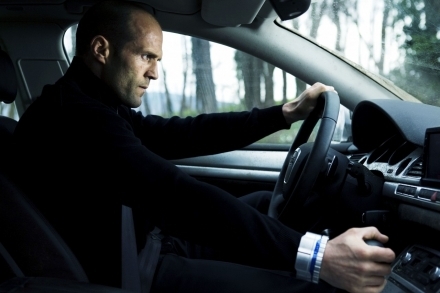 Jason Statham ve filmu Kurýr 3