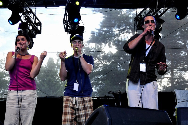 Hudební skupina při vystoupení