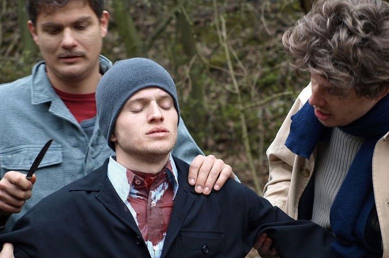 Snímek z filmu Jarmareční bouda