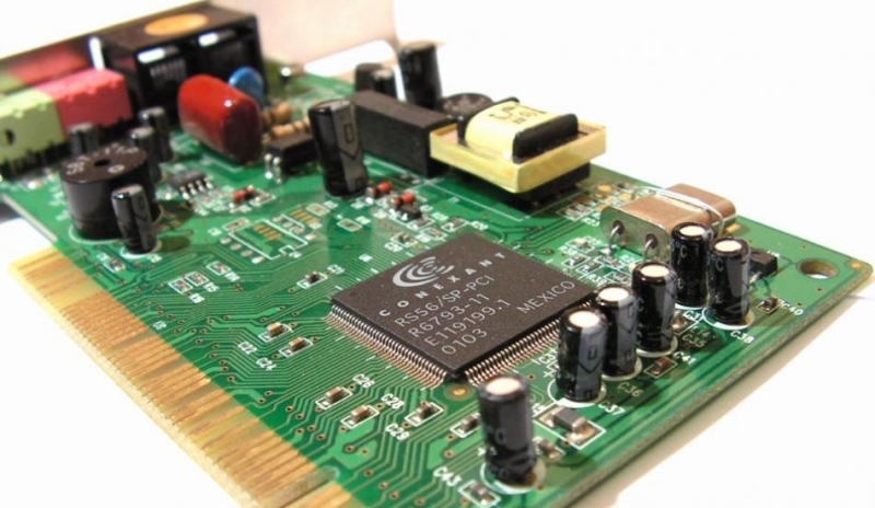 Modem a vytáčené připojení jsou dnes již klasikou. Mrtvou však rozhodně ne.