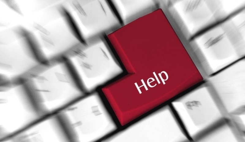 Detail klávesnice s červenou klávesou Help