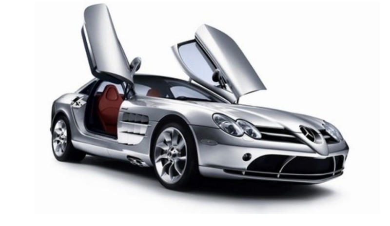 Osobní automobil značky Mercedes Benz SLR McLaren