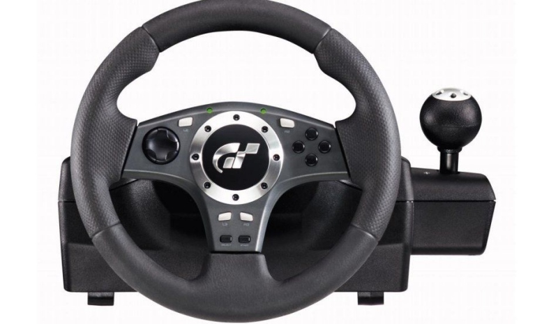 Snímek zobrazující volant pro konzoli