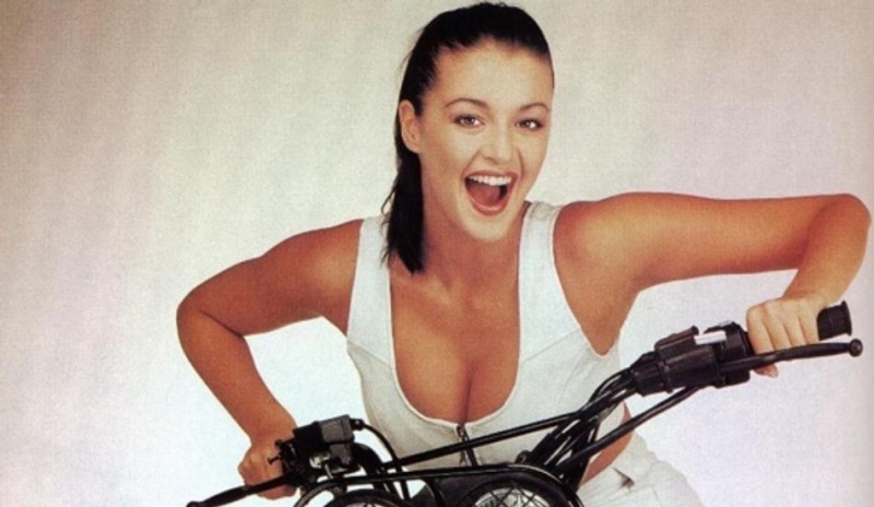 Kráska a motorové zvíře - sen mnoha mužů