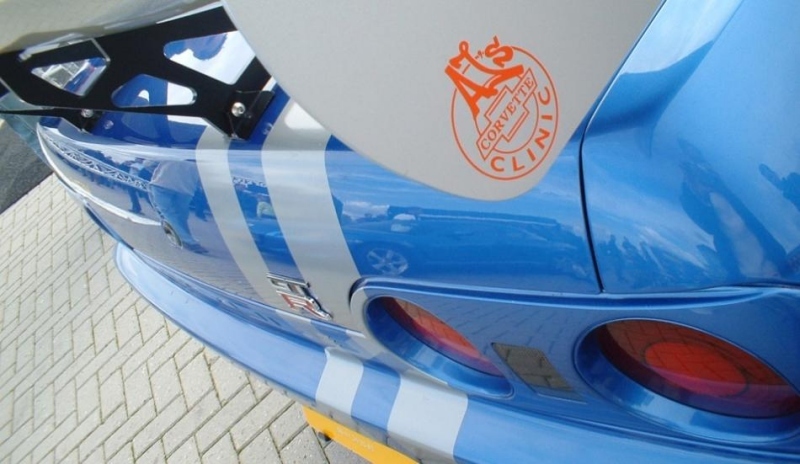 Foto s detailním záběrem na zadní část automobilu