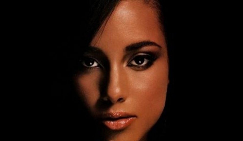 Tvář zpěvačky Alicie Keys
