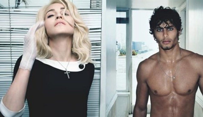 Fotografie Madonny a Jesuse