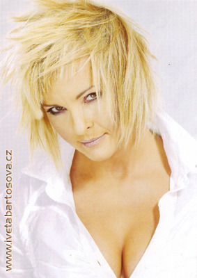 Iveta Bartošová s novou image