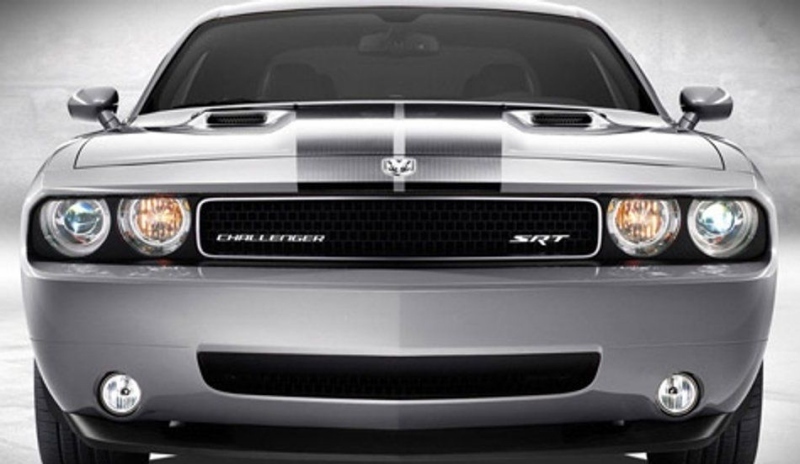 Osobní automobil Dodge Challenger SRT8