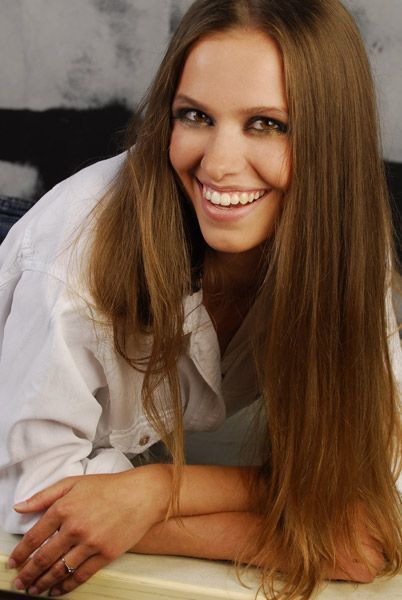 Herečka Zuzana Vejvodová na své propagační fotografii