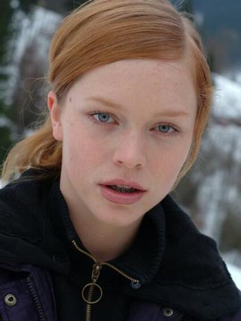 Ester Geislerová v zimní bundě