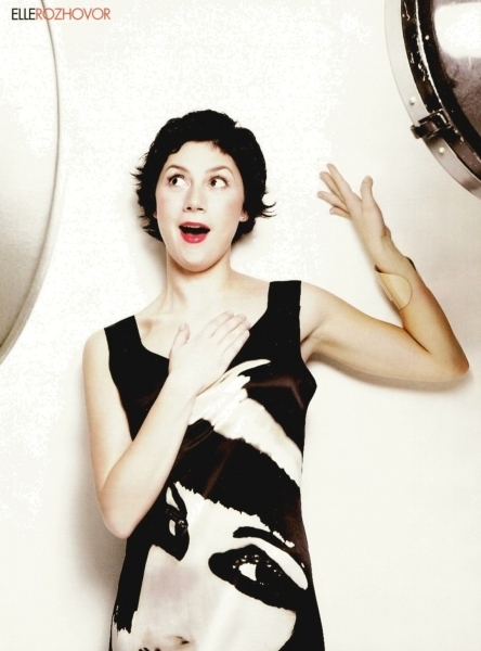 Martha Issová s otevřenou pusou