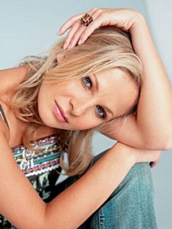 Michaela Badinková herečka známá ze seriálu Ulice