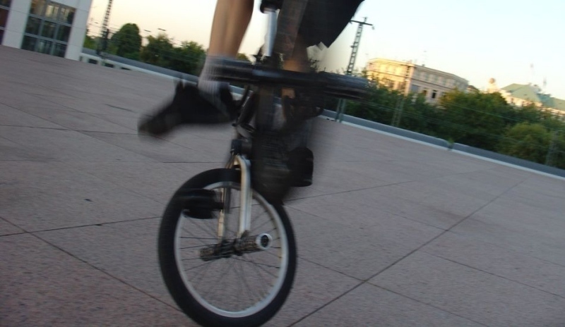 Snímek kola Bmx flatland patří taktéž do skupiny Extrémních sportů