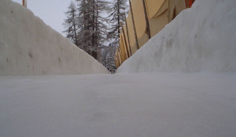 Pohled na skeletonovou dráhu