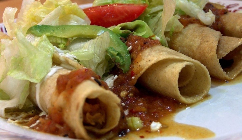 Obrázek tortilly plněné masem