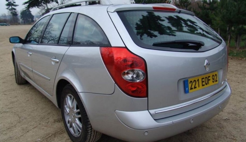 Osobní automobil Renault Laguna