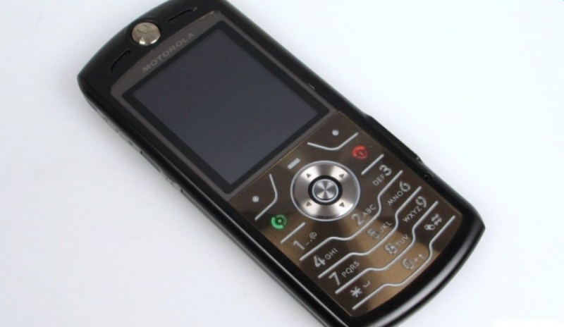 Mobilní telefon Motorola L7