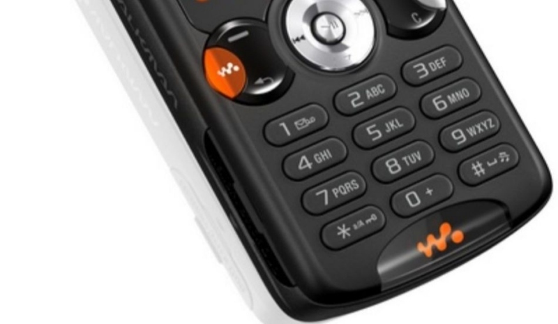 Mobilní telefon Sony Ericsson W810i