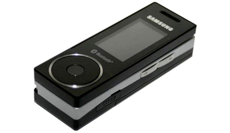 Mobilní telefon Samsung X830