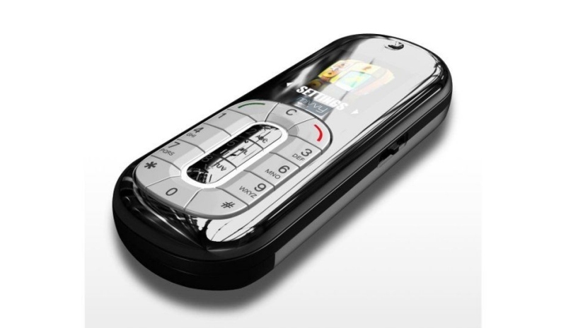 Nejmenší mobilní telefon Mivvy Music