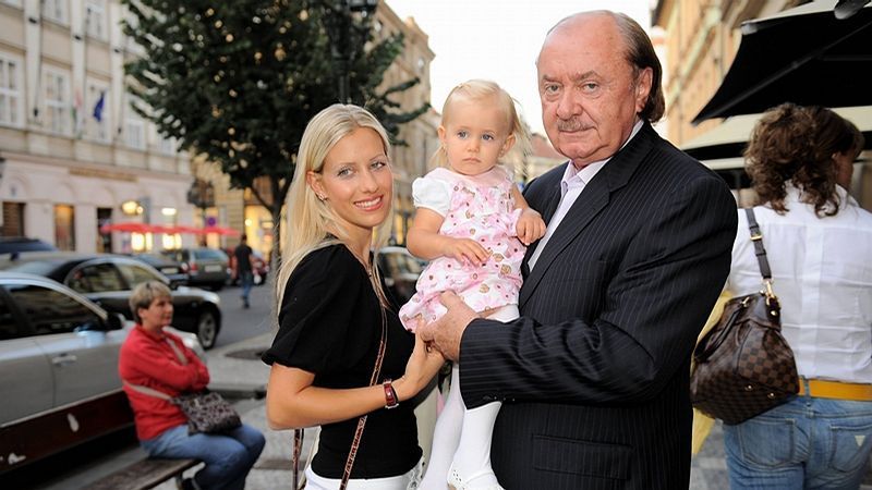 Tereza Mátlová s rodinou 