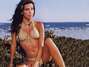 Eva Longoria herečka v plavkách u moře